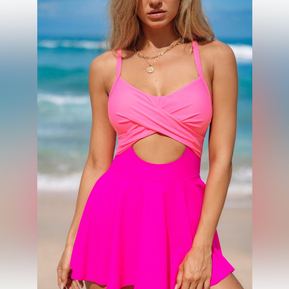 NEW Cupshe Pink Tie Back Swimsuit dress padded women size Medium